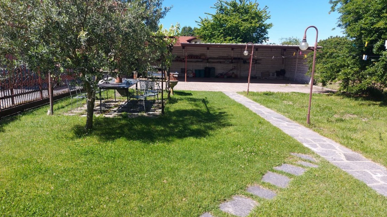 Photo of Outdoor in Travedona-Monate
