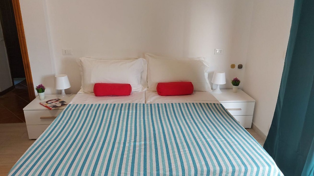 Photo of Bedroom in Travedona-Monate