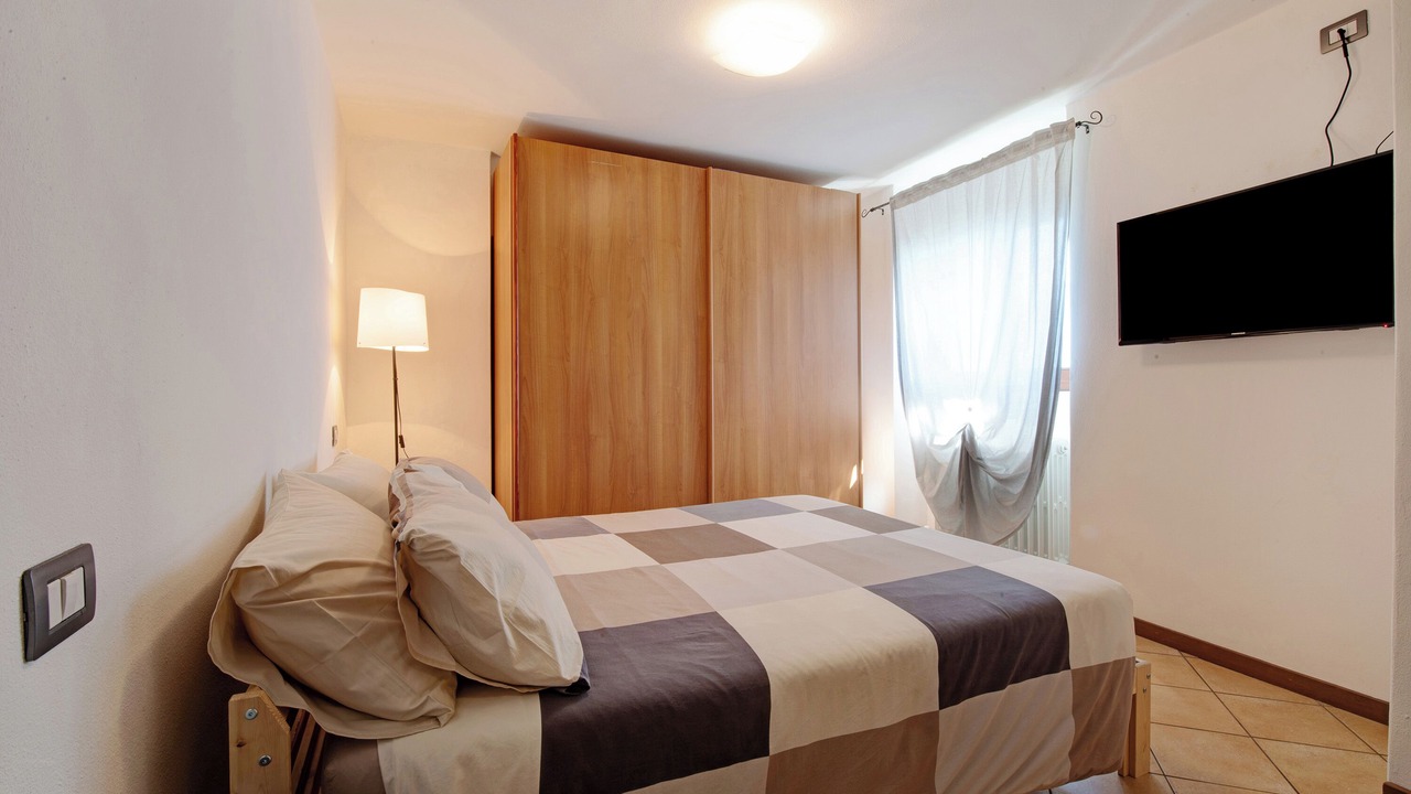 Photo of Bedroom in Dongo