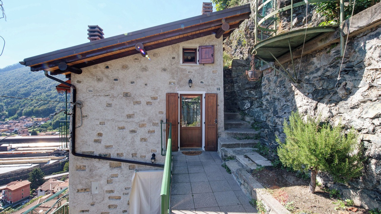 Photo of Outdoor in Dongo