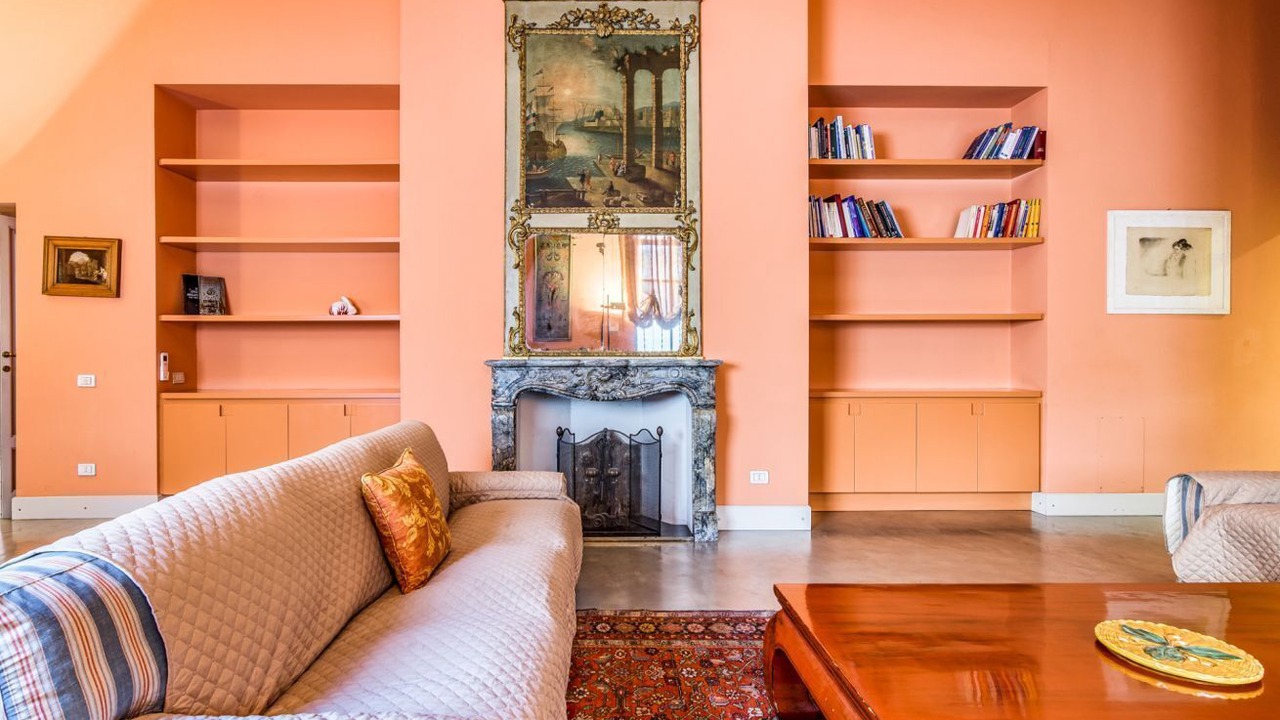 Photo of Livingroom in Chinatown