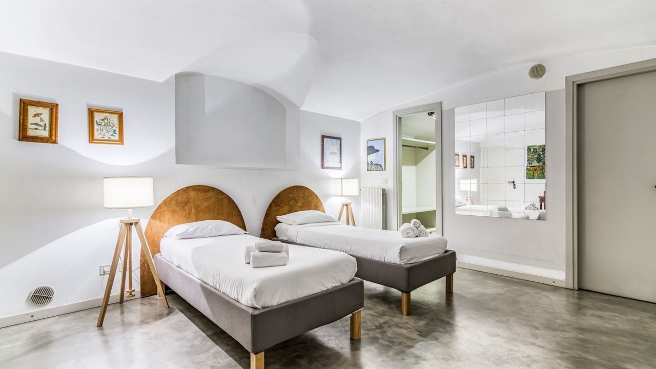 Photo of Bedroom in Chinatown