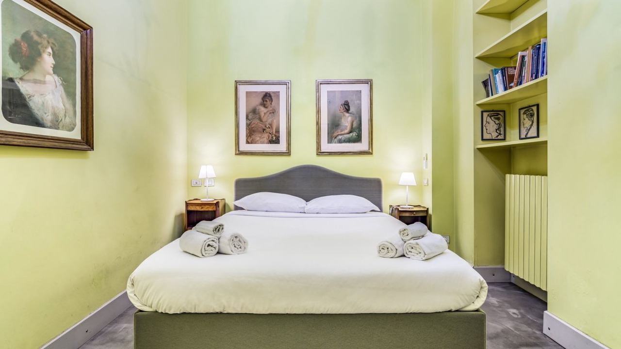 Photo of Bedroom in Chinatown