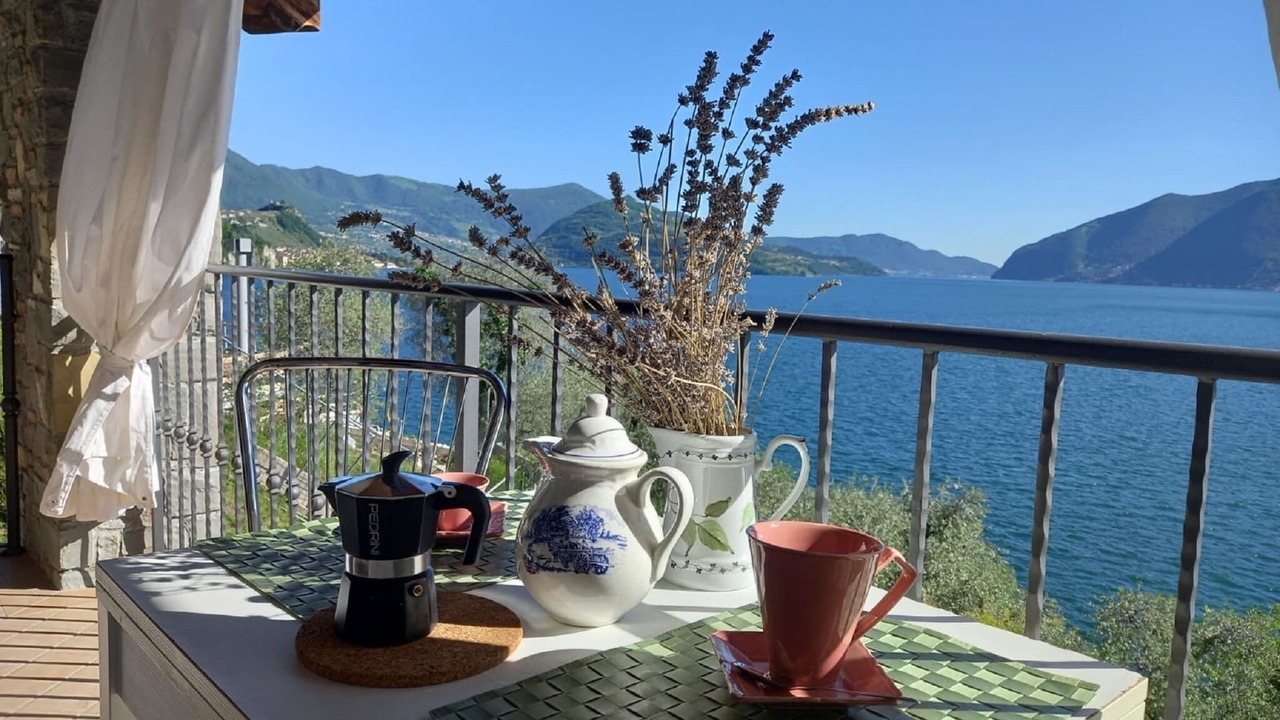 Photo of Patio Balcony in Marone