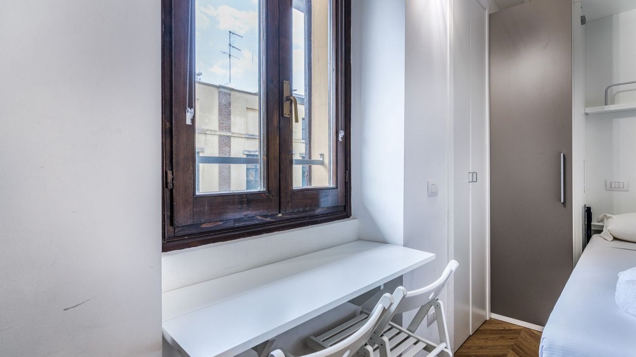 Photo of Bedroom in San Cristoforo Sul Naviglio