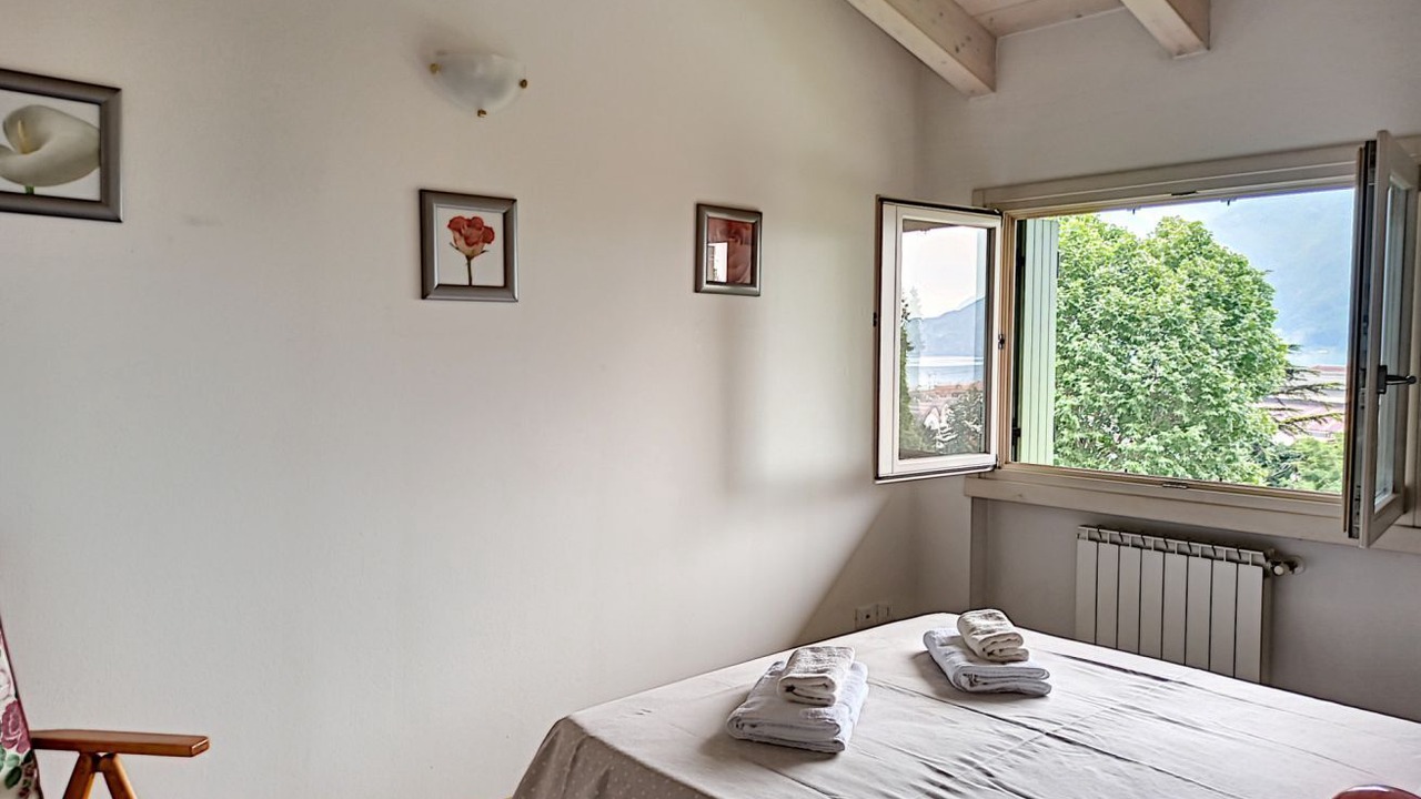 Photo of Bedroom in Lovere
