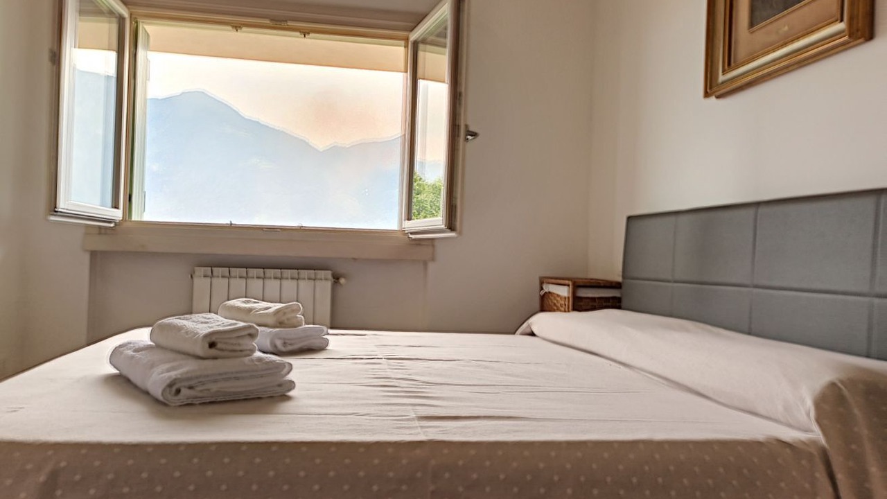 Photo of Bedroom in Lovere