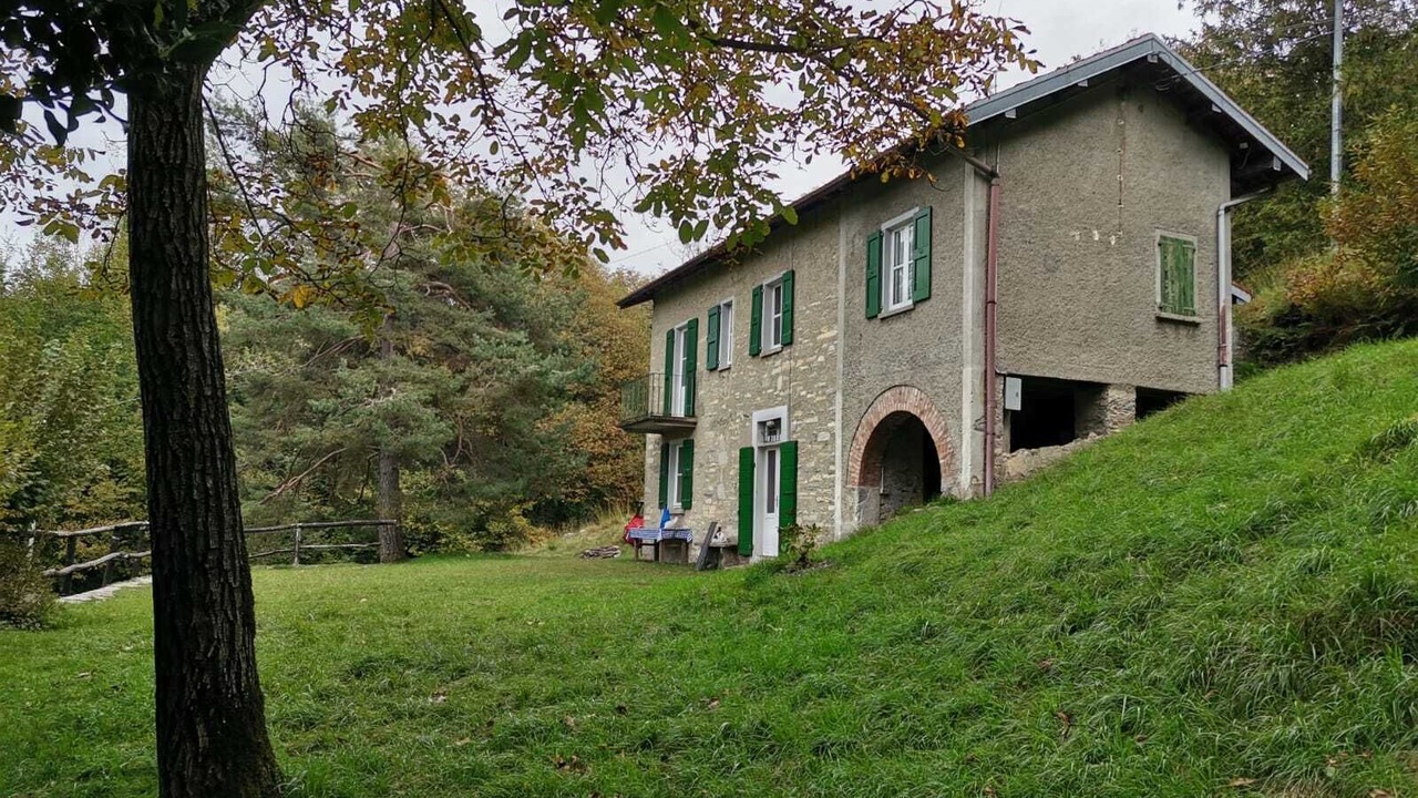 Photo of Outdoor in Torno