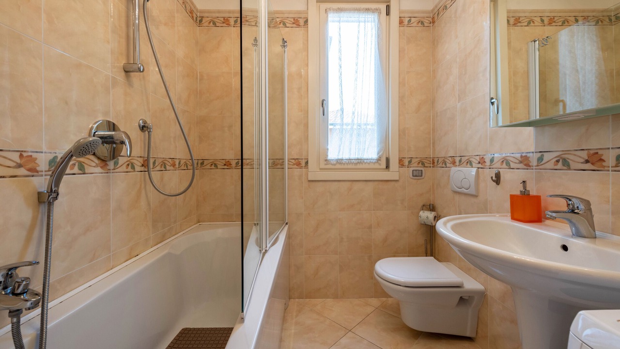 Photo of Bathroom in Salo