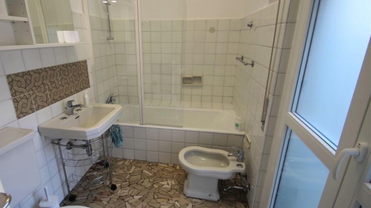 Photo of Bathroom in Laveno