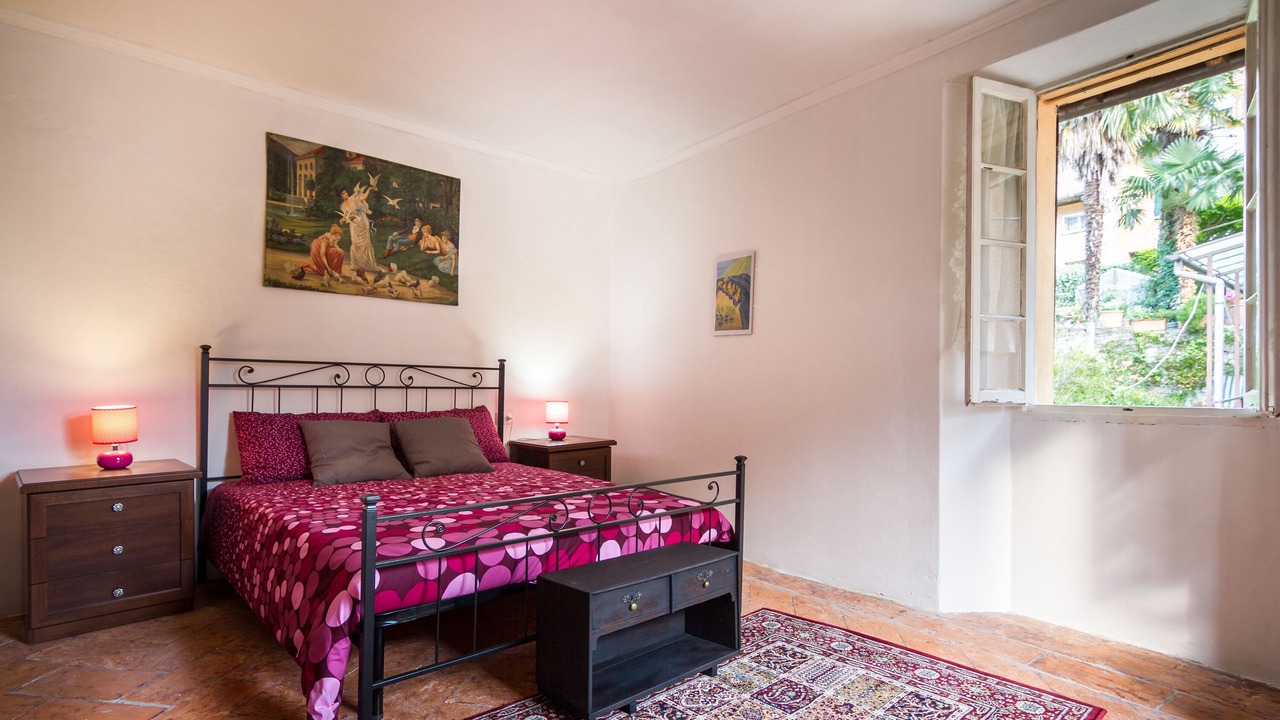 Photo of Bedroom in Torno