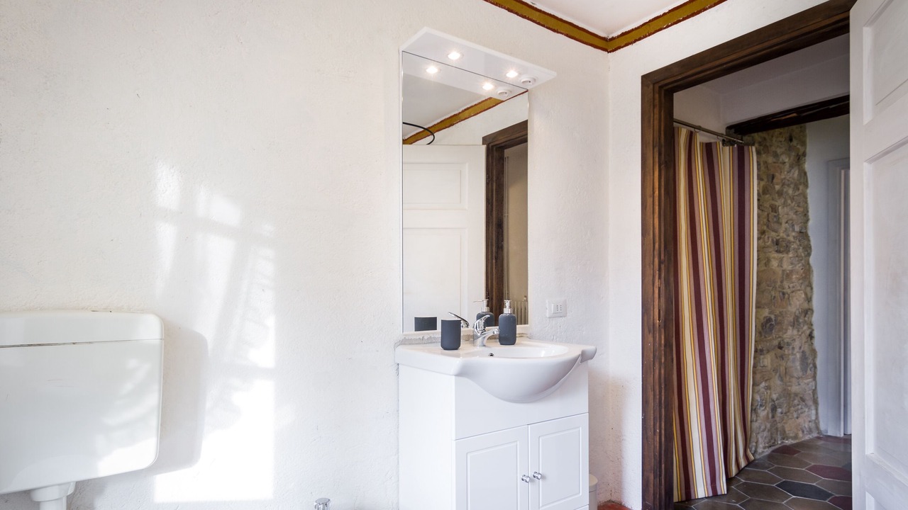 Photo of Bathroom in Torno