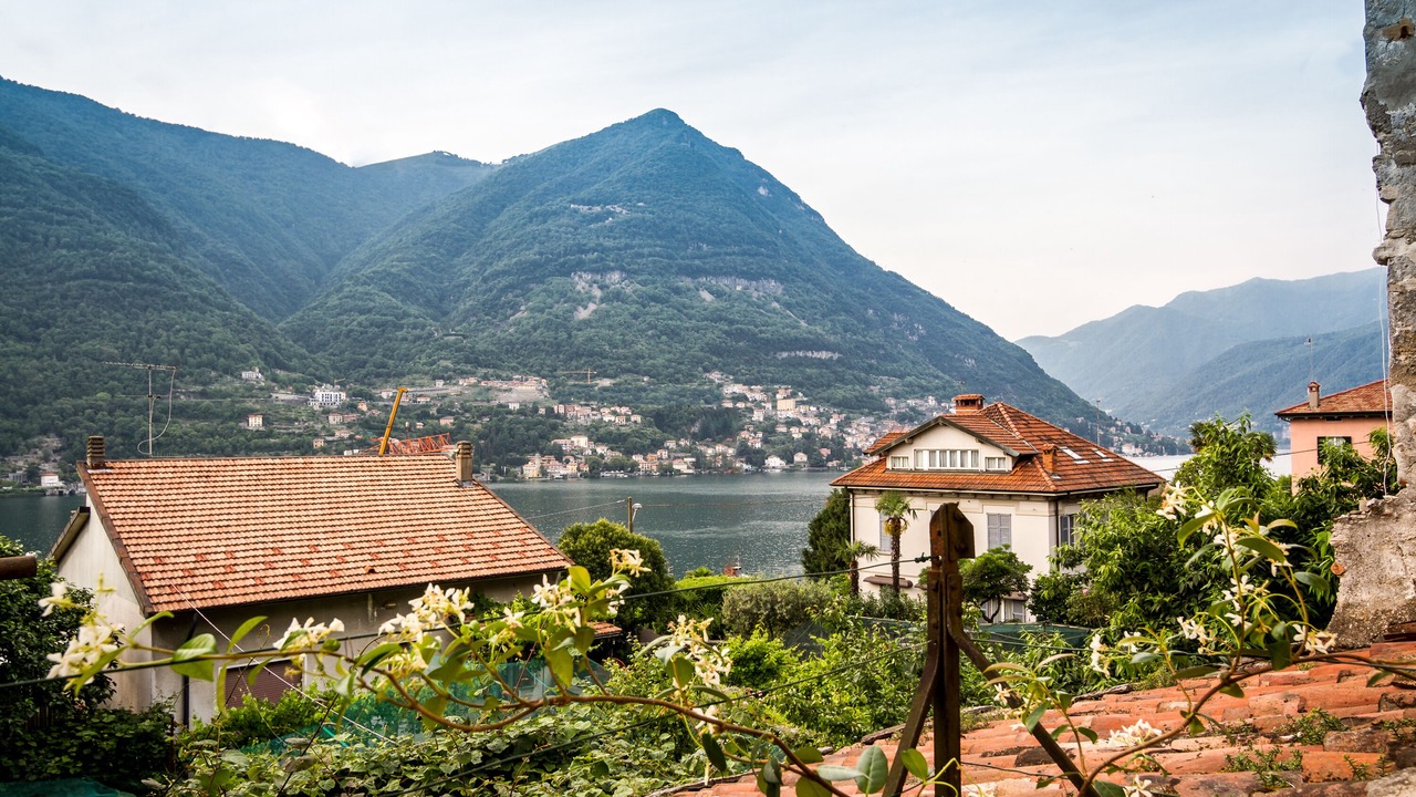 Photo of Others in Torno