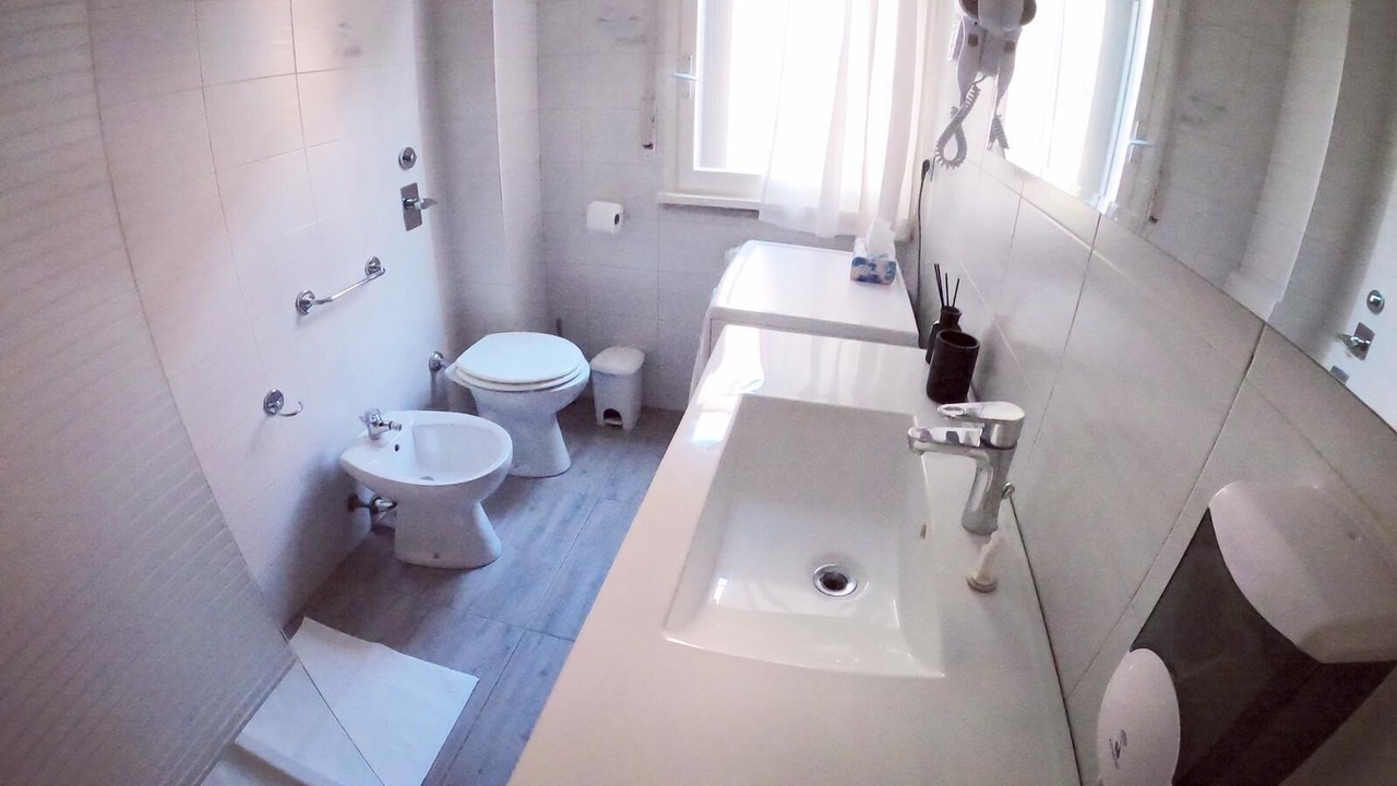 Photo of Bathroom in Gallaratese