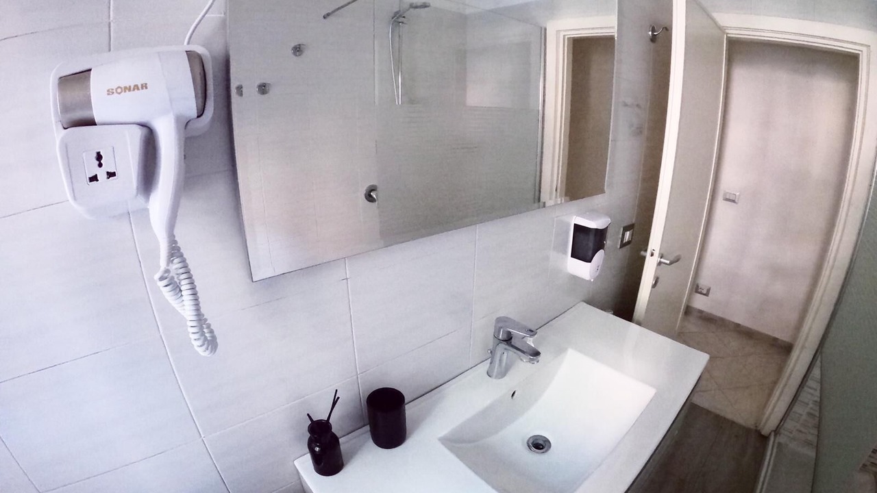 Photo of Bathroom in Gallaratese