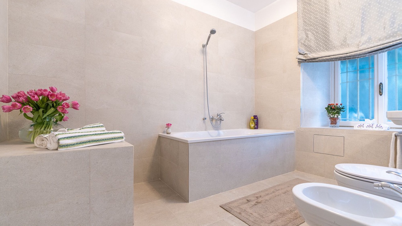 Photo of Bathroom in Cadenabbia