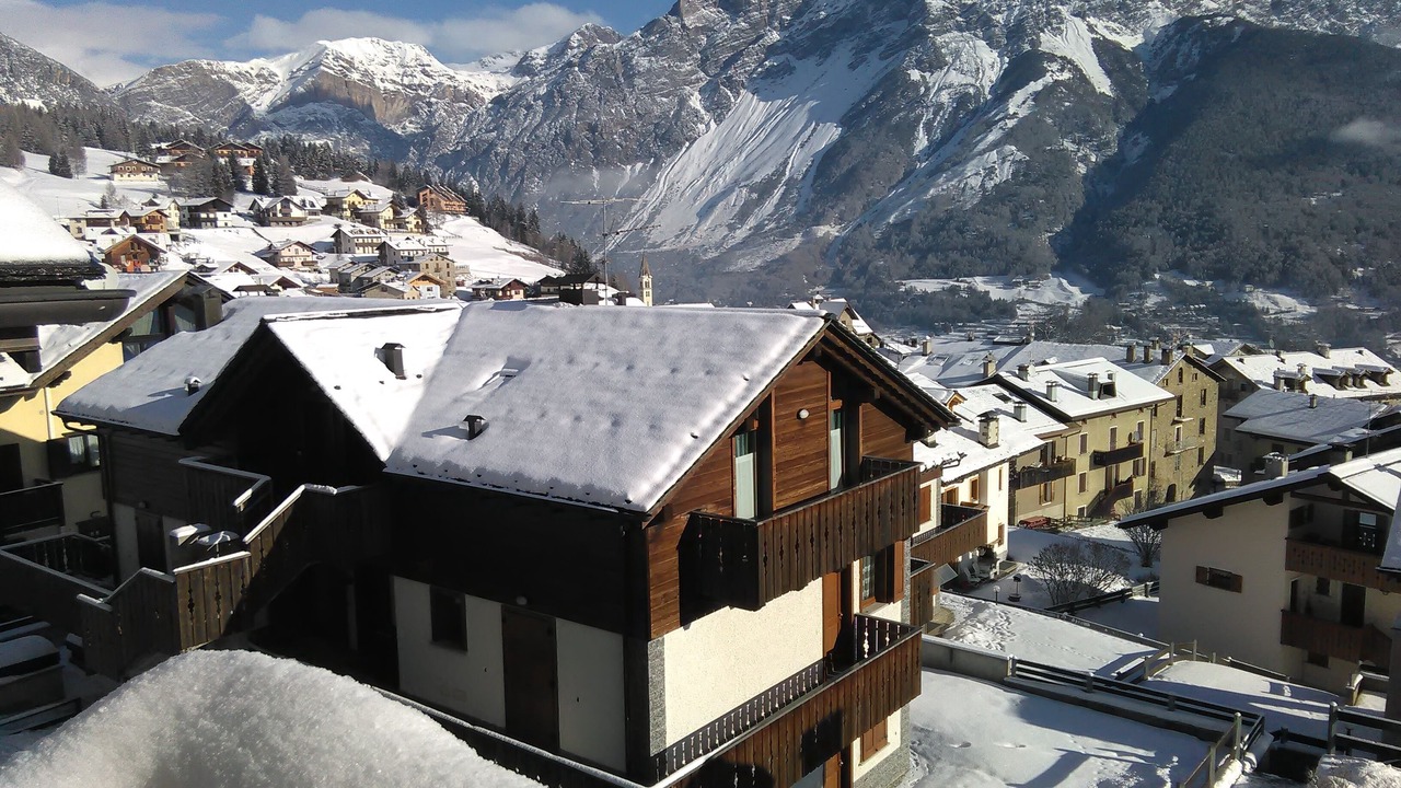 Photo of Outdoor in Oga