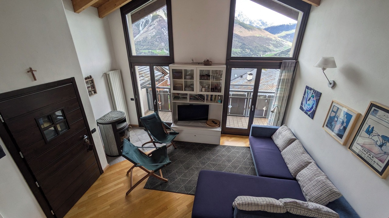 Photo of Livingroom in Oga