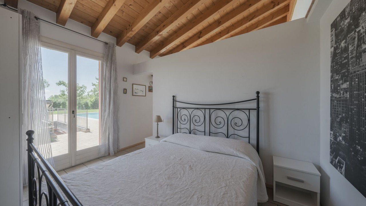 Photo of Bedroom in Pozzolengo