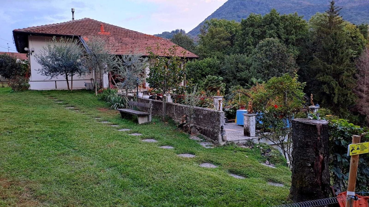 Photo of Outdoor in Azzio