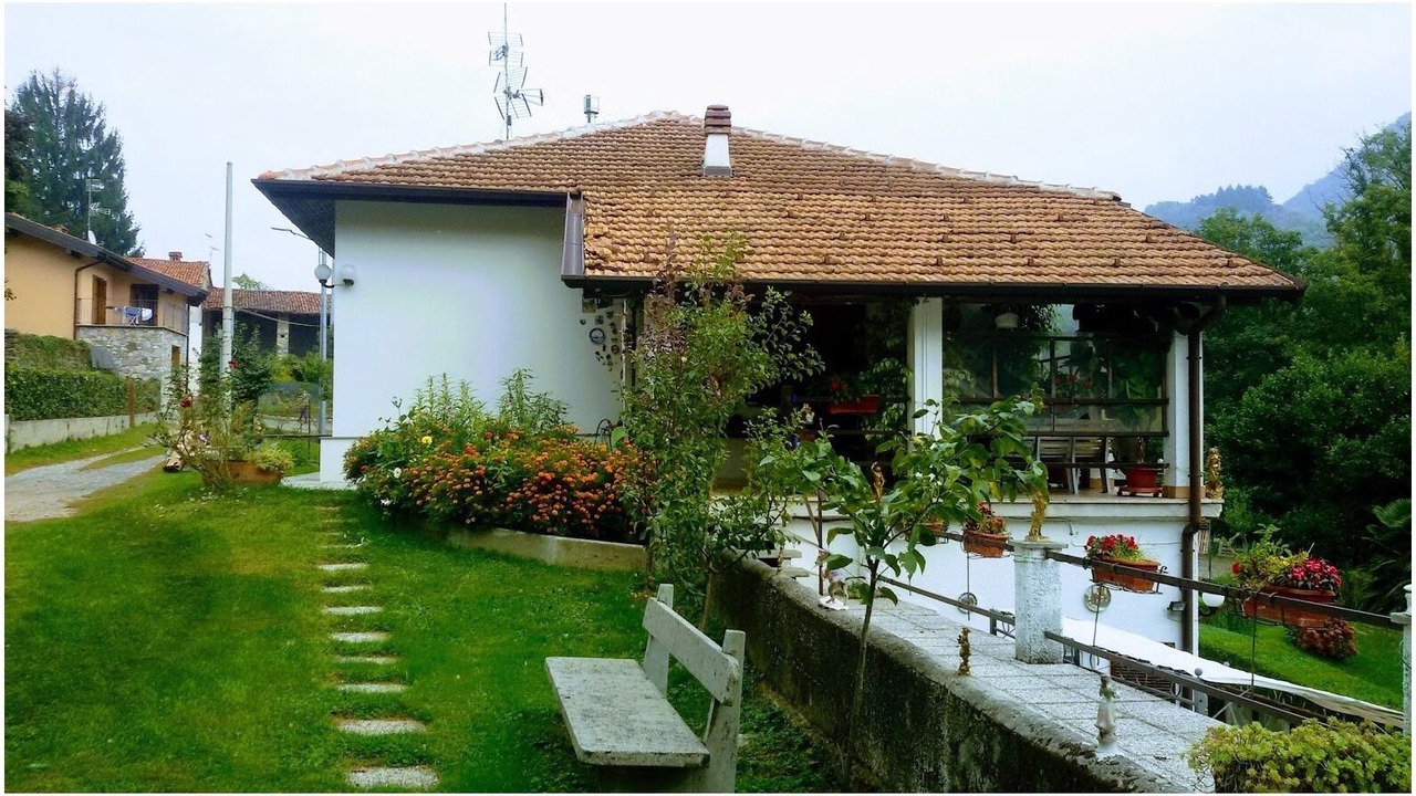 Photo of Outdoor in Azzio