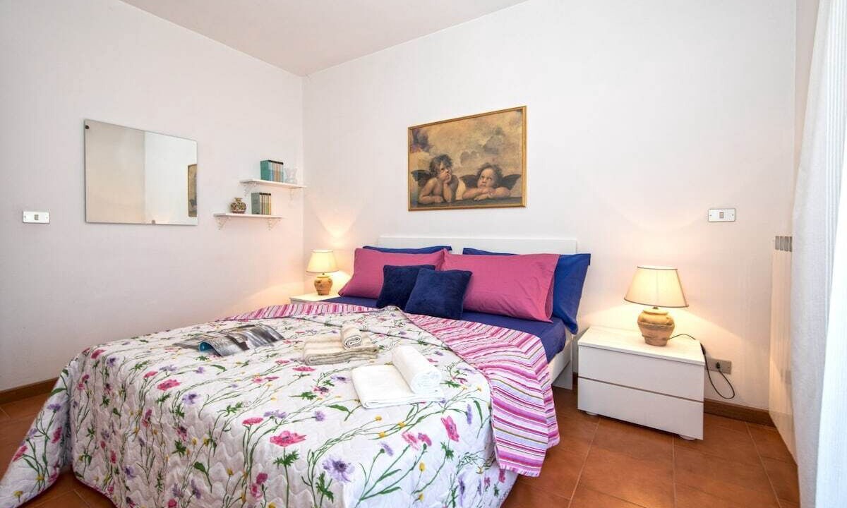 Photo of Bedroom in Polpenazze del Garda