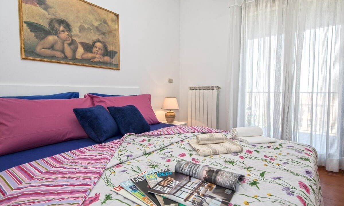 Photo of Bedroom in Polpenazze del Garda