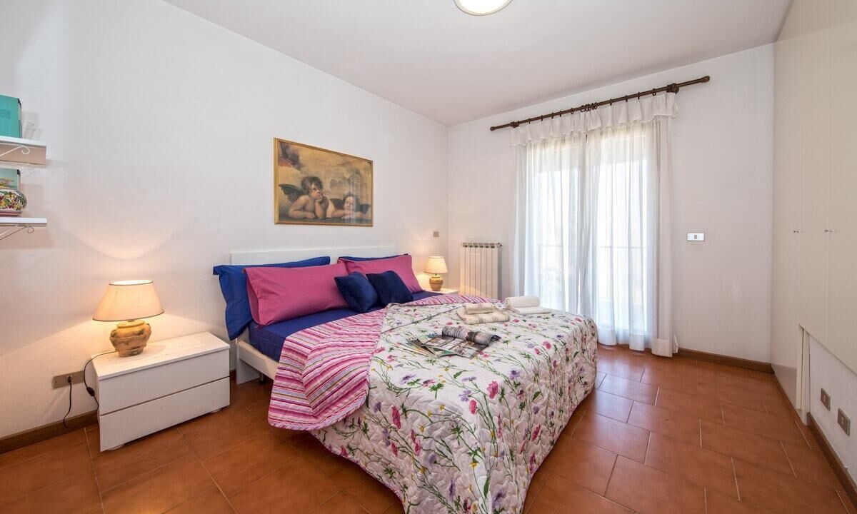 Photo of Bedroom in Polpenazze del Garda