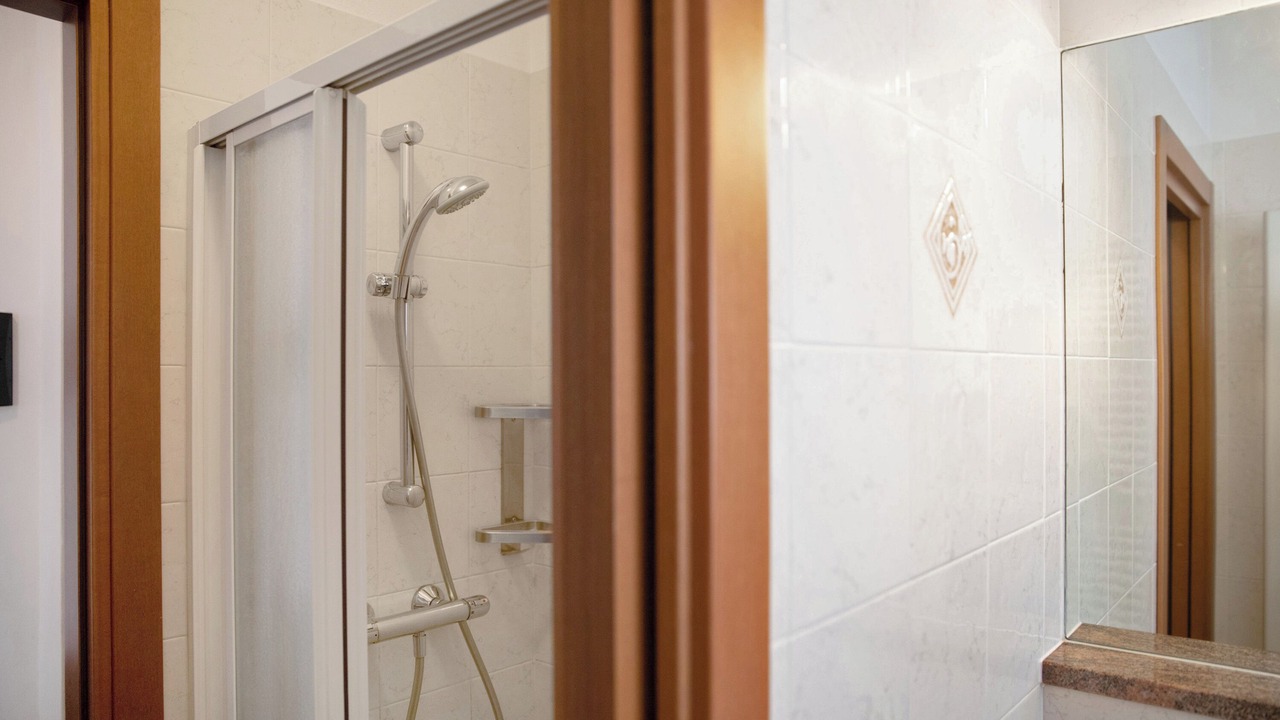 Photo of Bathroom in Trepalle