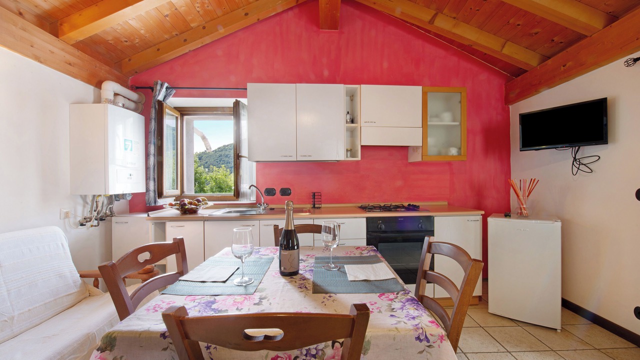 Photo of Kitchen in Dosso del Liro