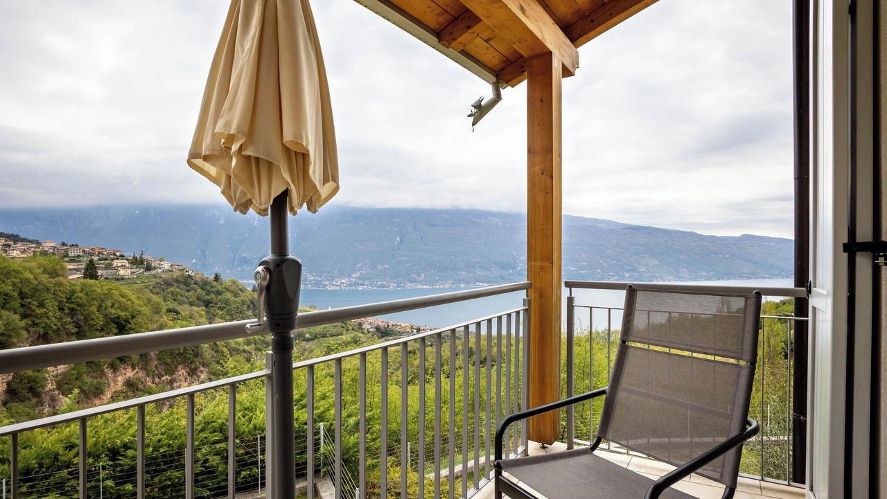 Photo of Outdoor in Aer