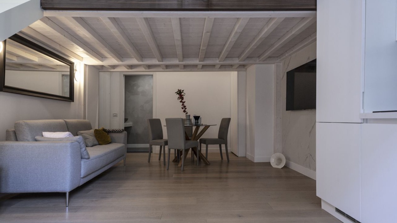 Photo of Livingroom in Chinatown