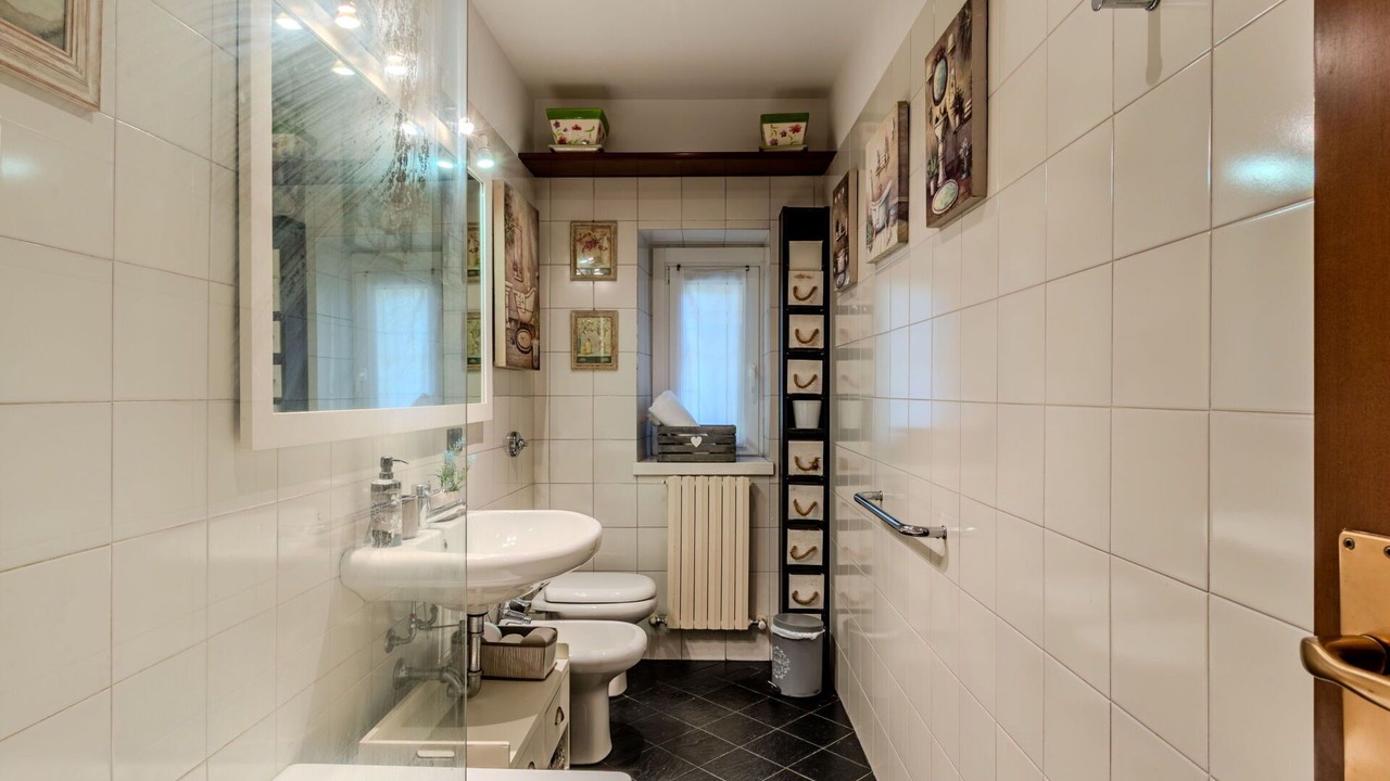 Photo of Bathroom in Lecco