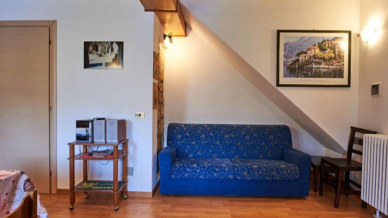 Photo of Livingroom in Claino Con Osteno
