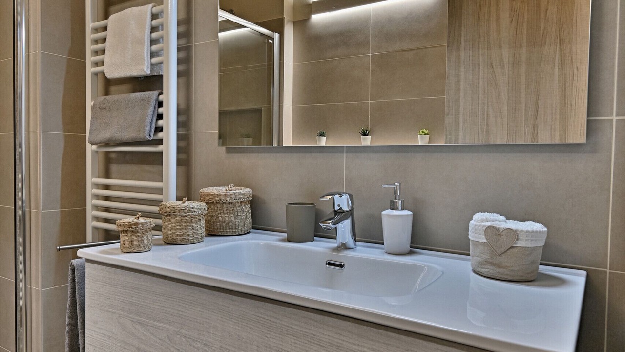 Photo of Bathroom in Aer