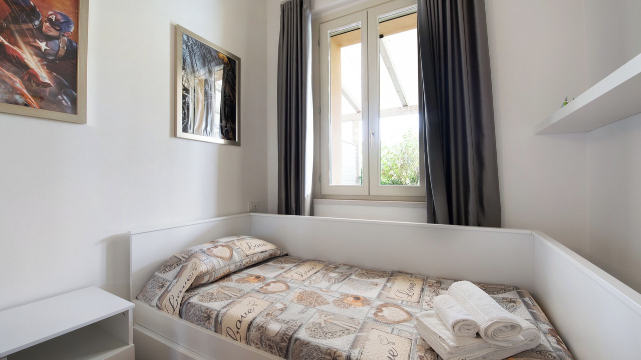 Photo of Bedroom in Polpenazze del Garda