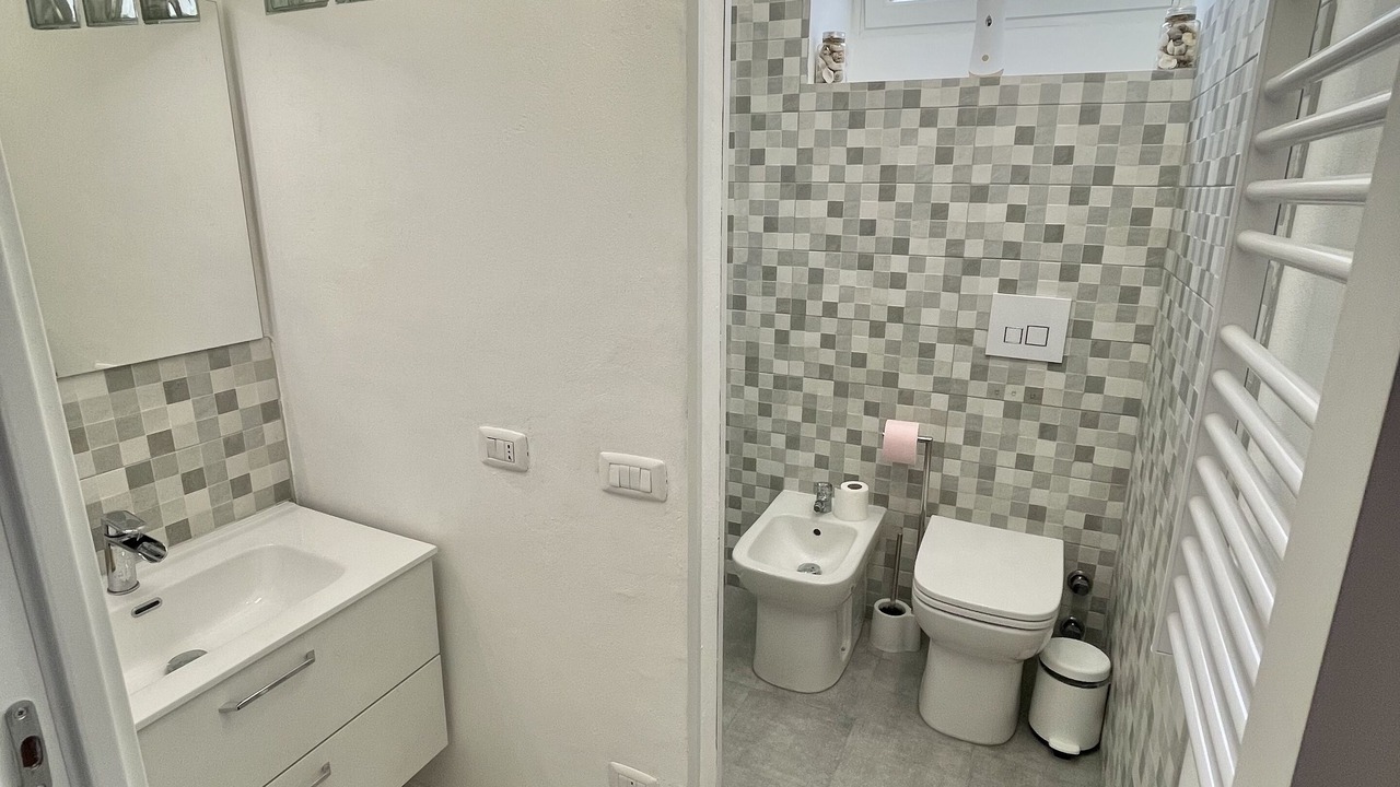 Photo of Bathroom in Giambellino
