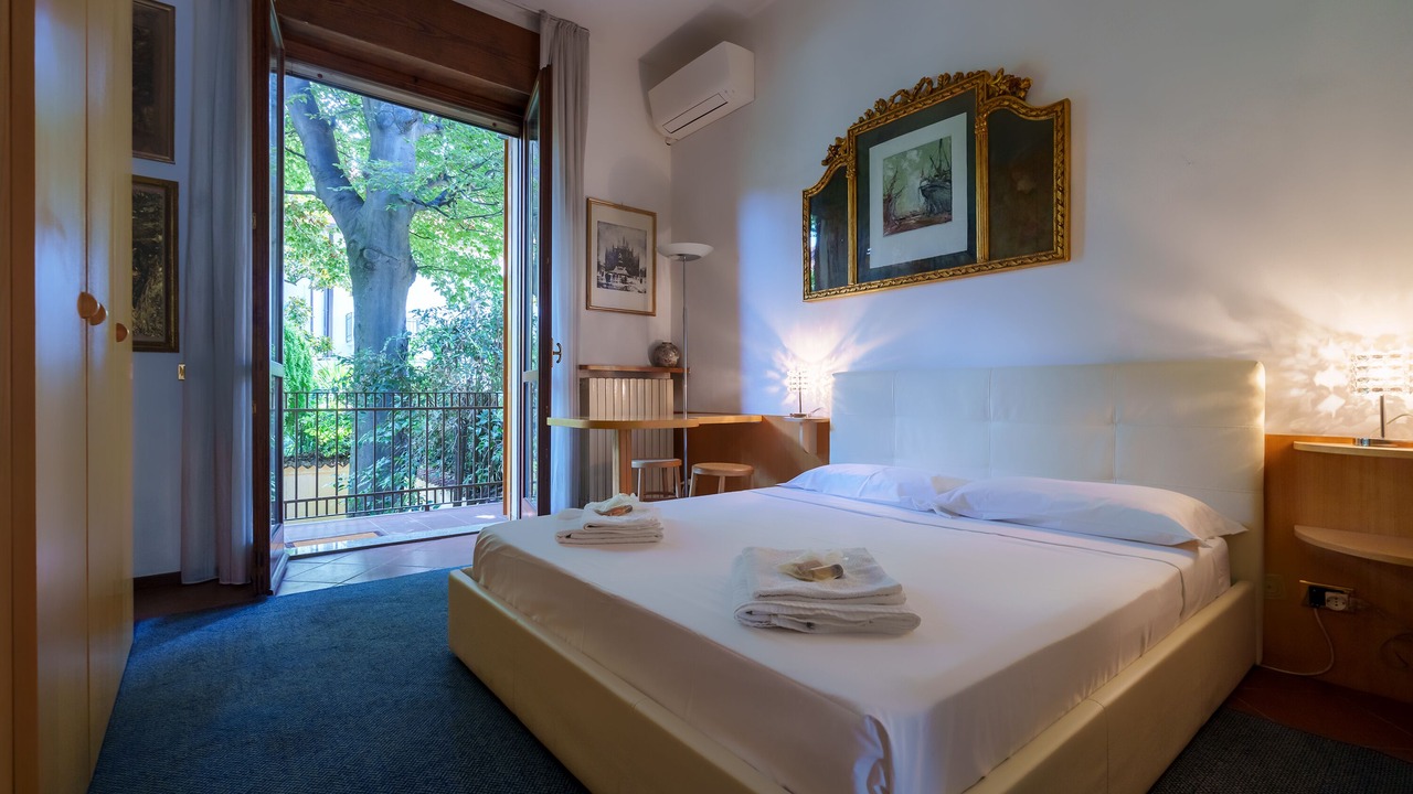 Photo of Bedroom in Milan