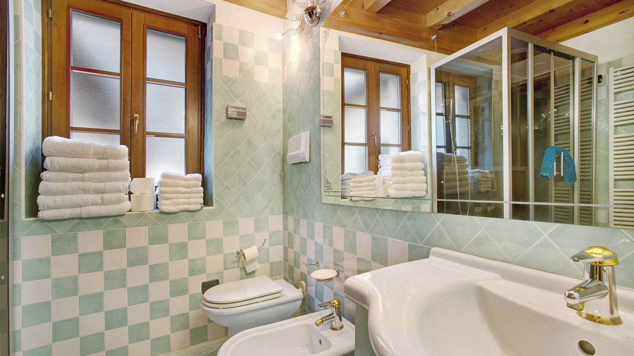 Photo of Bathroom in Tremosine