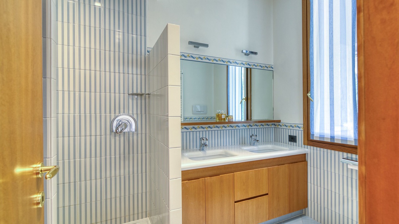 Photo of Bathroom in Corgeno