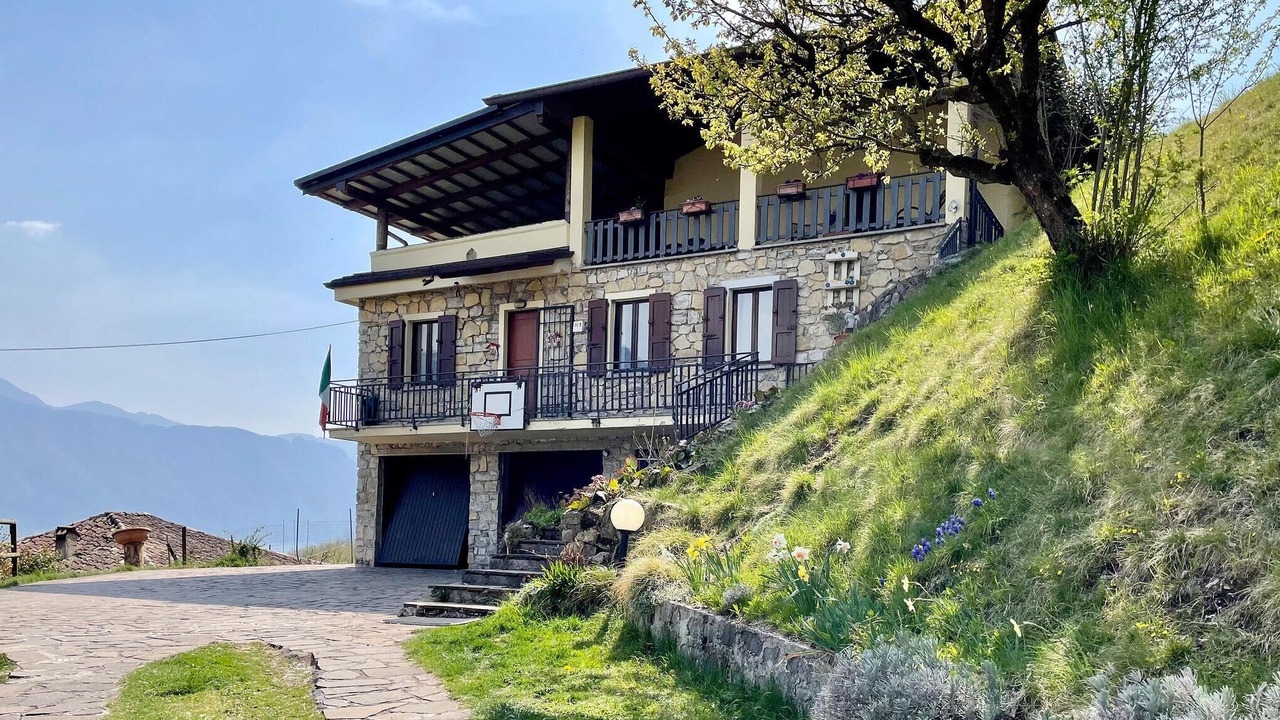 Photo of Outdoor in Anfo
