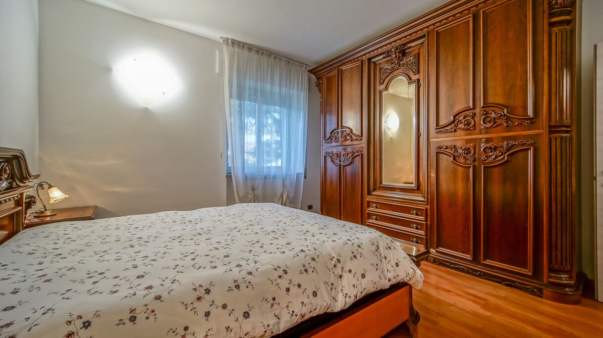 Photo of Bedroom in Mandello del Lario