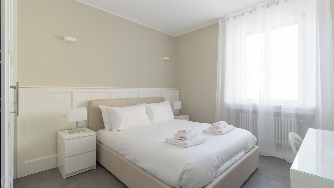 Photo of Bedroom in Magenta