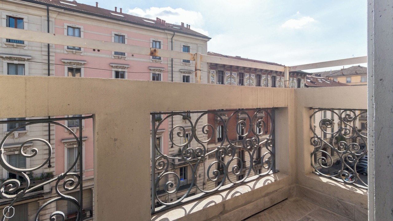 Photo of Outdoor in Magenta