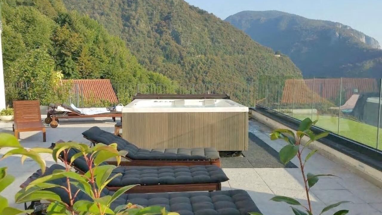 Photo of Outdoor in Perledo