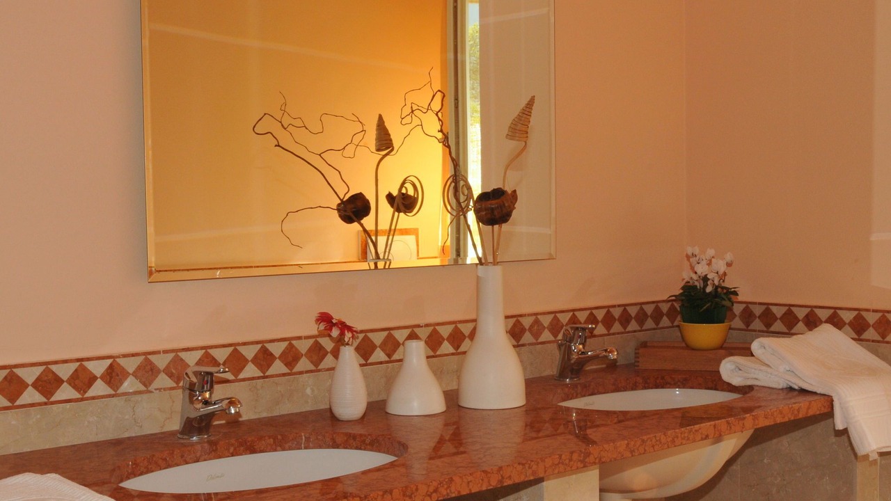 Photo of Bathroom in Crone