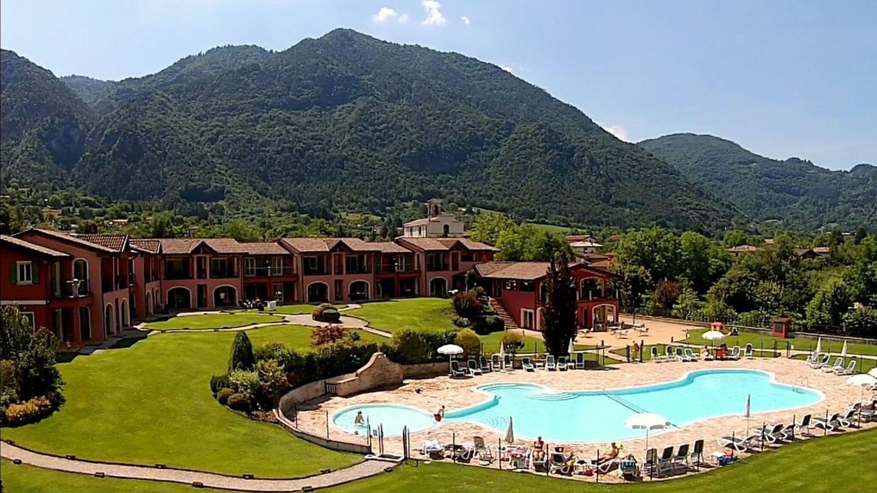 Photo of Outdoor in Crone