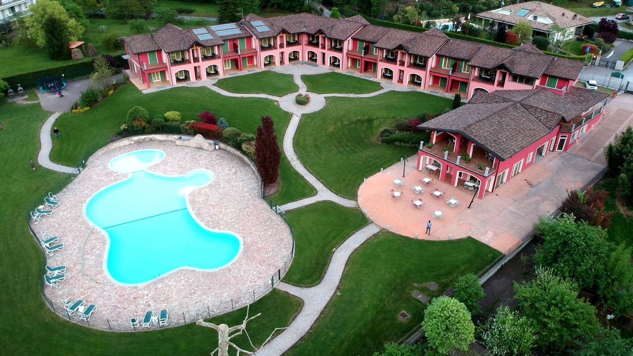 Photo of Outdoor in Crone