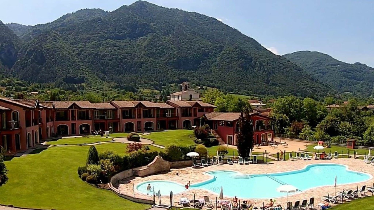 Photo of Outdoor in Crone
