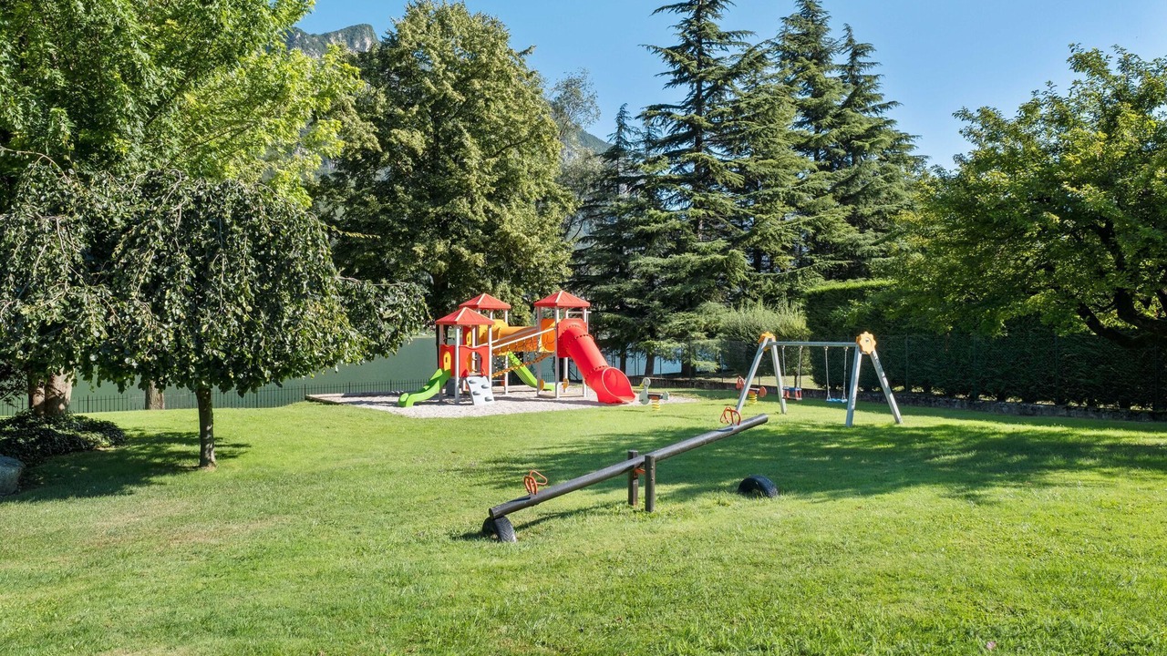 Photo of Outdoor in Crone